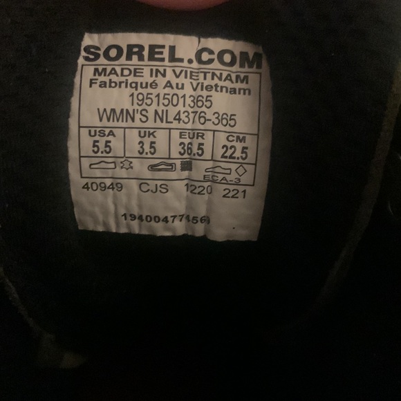 Womens Olive green Sorel boots (waterproof) - Picture 4 of 5